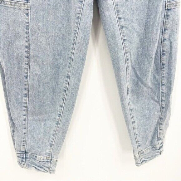 Pistola Silva High-Waisted Jeans 24 Barrel Leg Light Wash Trendy - Picture 2 of 10